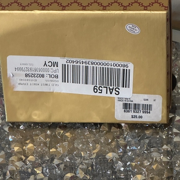 NWT - Charter Club “Twisted Knot” Gold Tone Necklace and Earring Set. - Picture 3 of 4